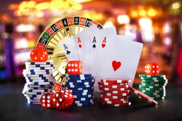 royalhoki777 platform overview showing live-dealer tables, arcade games, slots, and sportsbook coverage